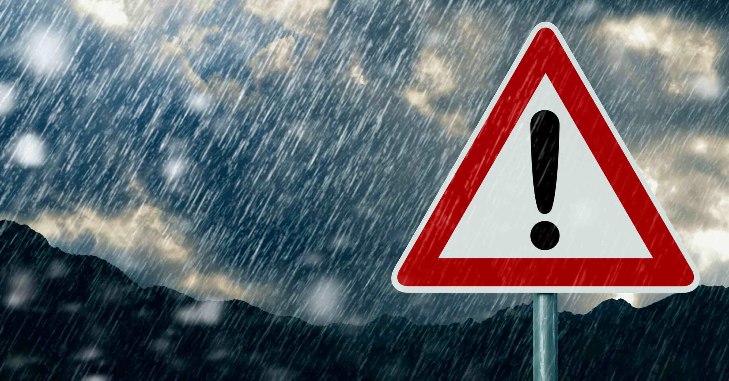 Schlechtes Wetter am Arbeitsplatz: Wie können Sie sich vorbereiten und Ihr Unternehmen vor möglichen Überschwemmungen schützen